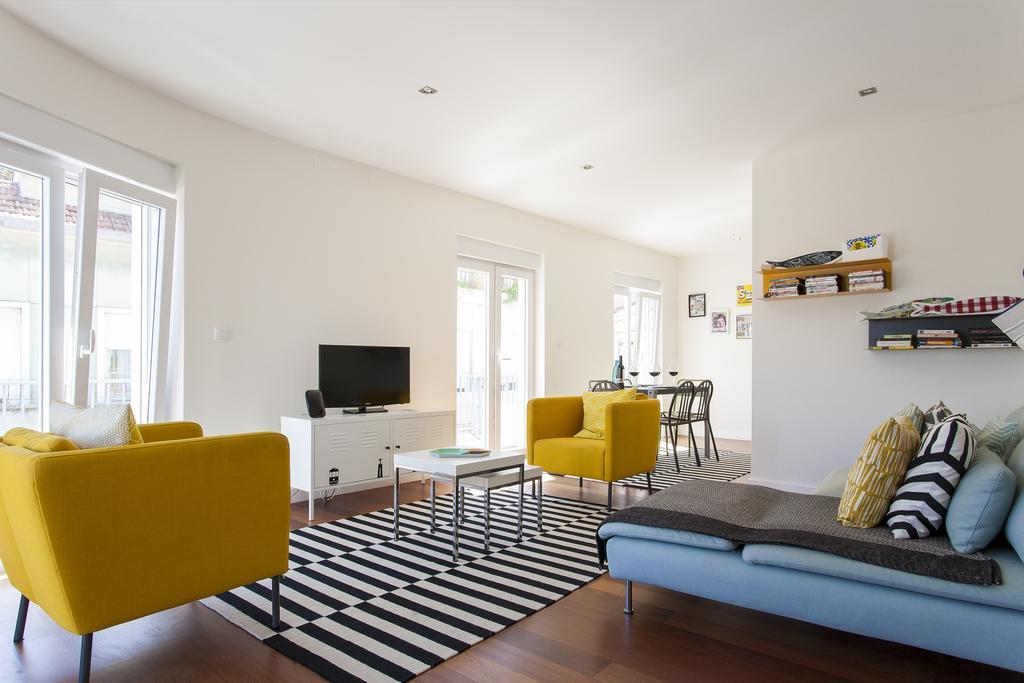 Joivy Joyful 2Br Apt With Terrace Nearby Sao Bento Palace Lisbon Exterior photo
